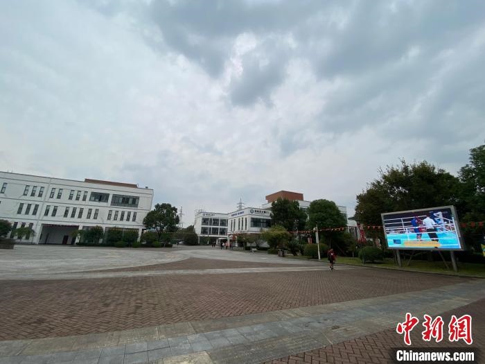 寧波市第二少年兒童業(yè)余體育學(xué)校。　林波 攝