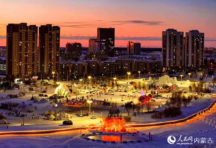 2024年12月20日拍攝的呼倫貝爾市城市越野滑雪公園景色（無人機(jī)照片）。王正攝