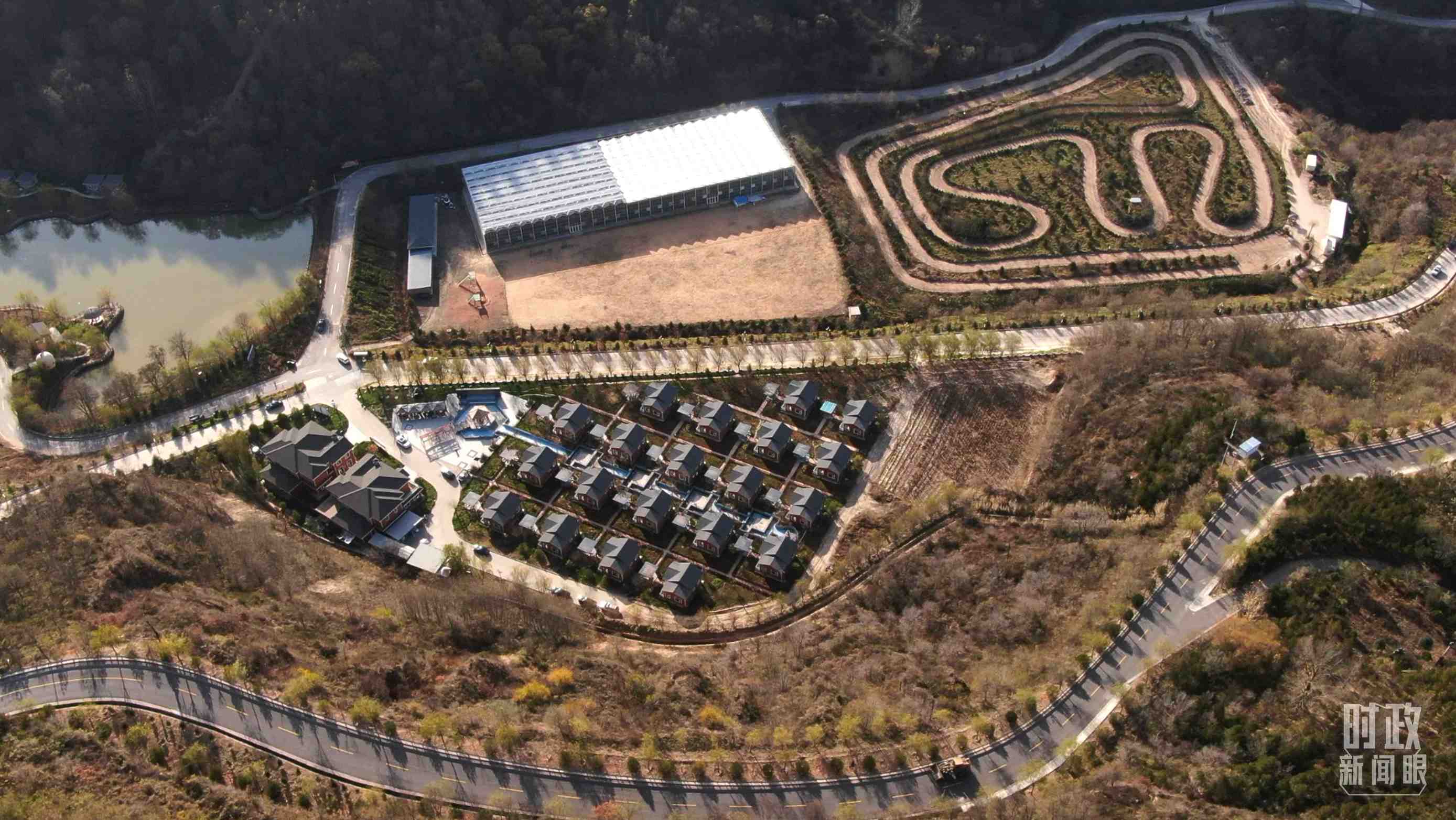 △延安市安塞區(qū)高橋鎮(zhèn)南溝村。2022年10月，總書記曾到這里考察調研。（總臺記者劉海濤、錢金庫拍攝）