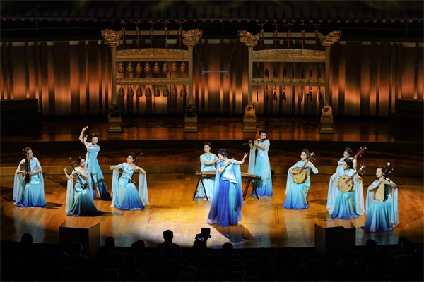 音樂會(huì)現(xiàn)場(chǎng)。中央民族樂團(tuán)供圖，房瀟攝