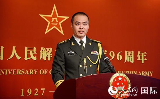 中國駐瑞典大使館李珂副武官致辭。人民網(wǎng)記者 殷淼攝