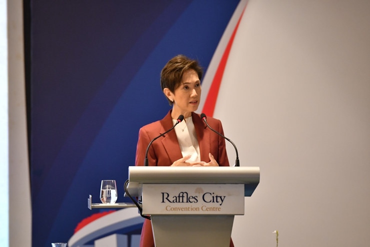 新加坡通訊及新聞部長兼內(nèi)政部第二部長楊莉明。新加坡南洋理工大學供圖