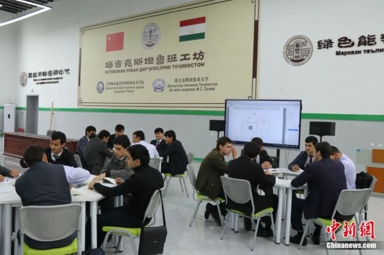 2023年4月，位于杜尚別的塔吉克斯坦魯班工坊課堂。張碩 攝