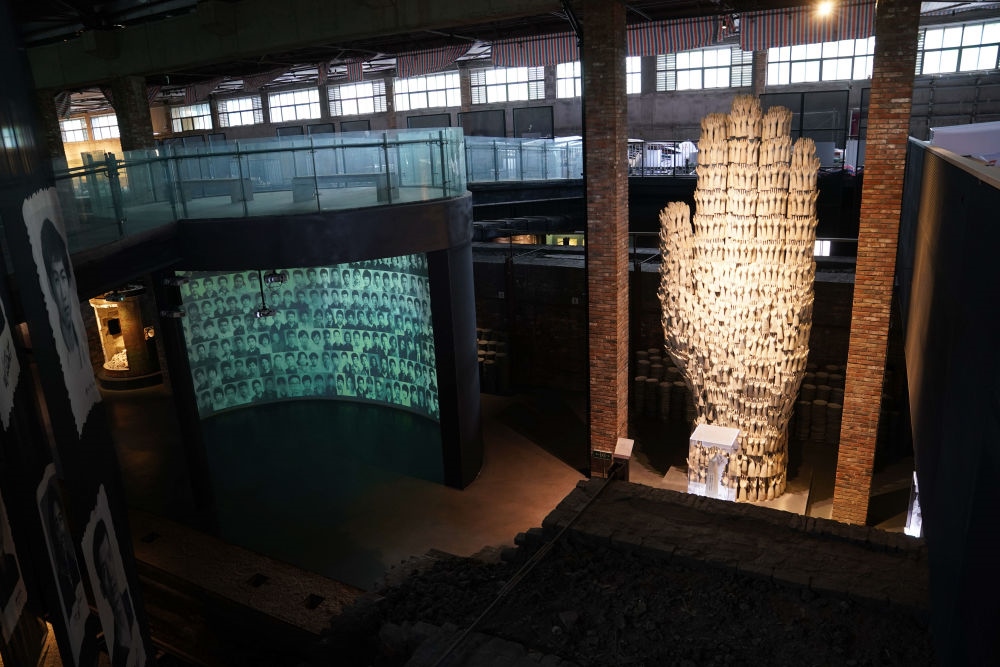 ↑這是景德鎮(zhèn)陶瓷工業(yè)遺產(chǎn)博物館內(nèi)景（2023年5月16日攝）。