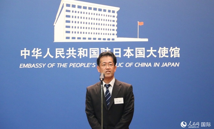 導師代表、東京大學教授內(nèi)山真伸發(fā)表致辭。人民網(wǎng) 許可攝