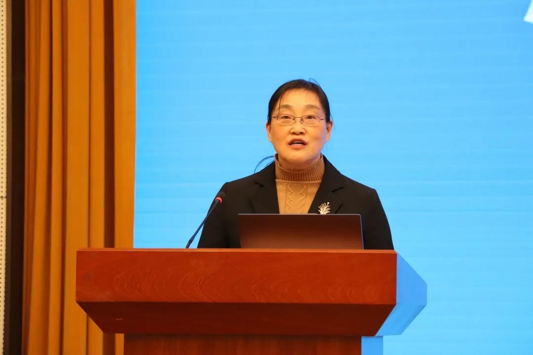 浙江省社會科學(xué)界聯(lián)合會黨組成員、秘書長劉東致辭。主辦方供圖