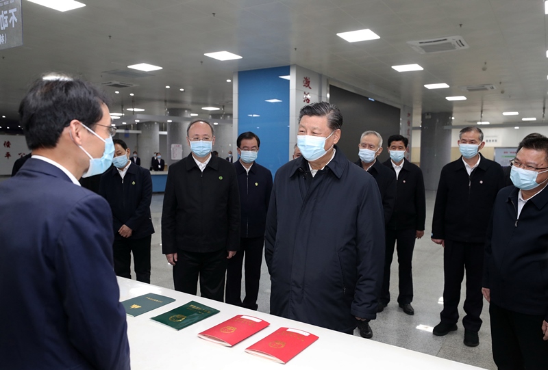 2021年3月23日，習(xí)近平在福建三明沙縣農(nóng)村產(chǎn)權(quán)交易中心考察。
