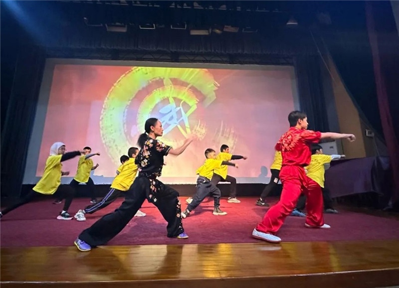 圖為2023“中華文化大樂園—埃及開羅營(yíng)”閉幕式活動(dòng)現(xiàn)場(chǎng)。主辦方供圖