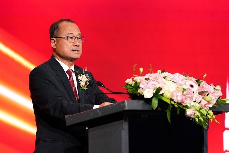 第十四屆全國政協(xié)常委、香港中華總商會會長蔡冠深致辭。阿聯(lián)酋中華工商總會供圖