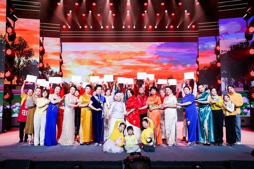 國家老年大學(xué)教學(xué)成果展演暨2024年春節(jié)特別節(jié)目。國家開放大學(xué)供圖