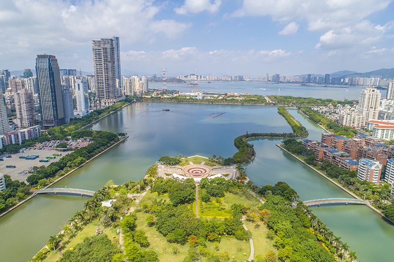 2021年5月15日，廈門，航拍筼筜湖，景色優(yōu)美。