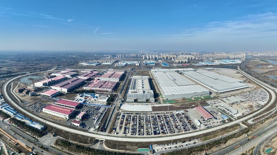 安徽省肥西縣在建的新能源汽車產(chǎn)業(yè)園（2024年1月24日攝，無人機(jī)照片）。新華社發(fā)（陳家樂 攝）