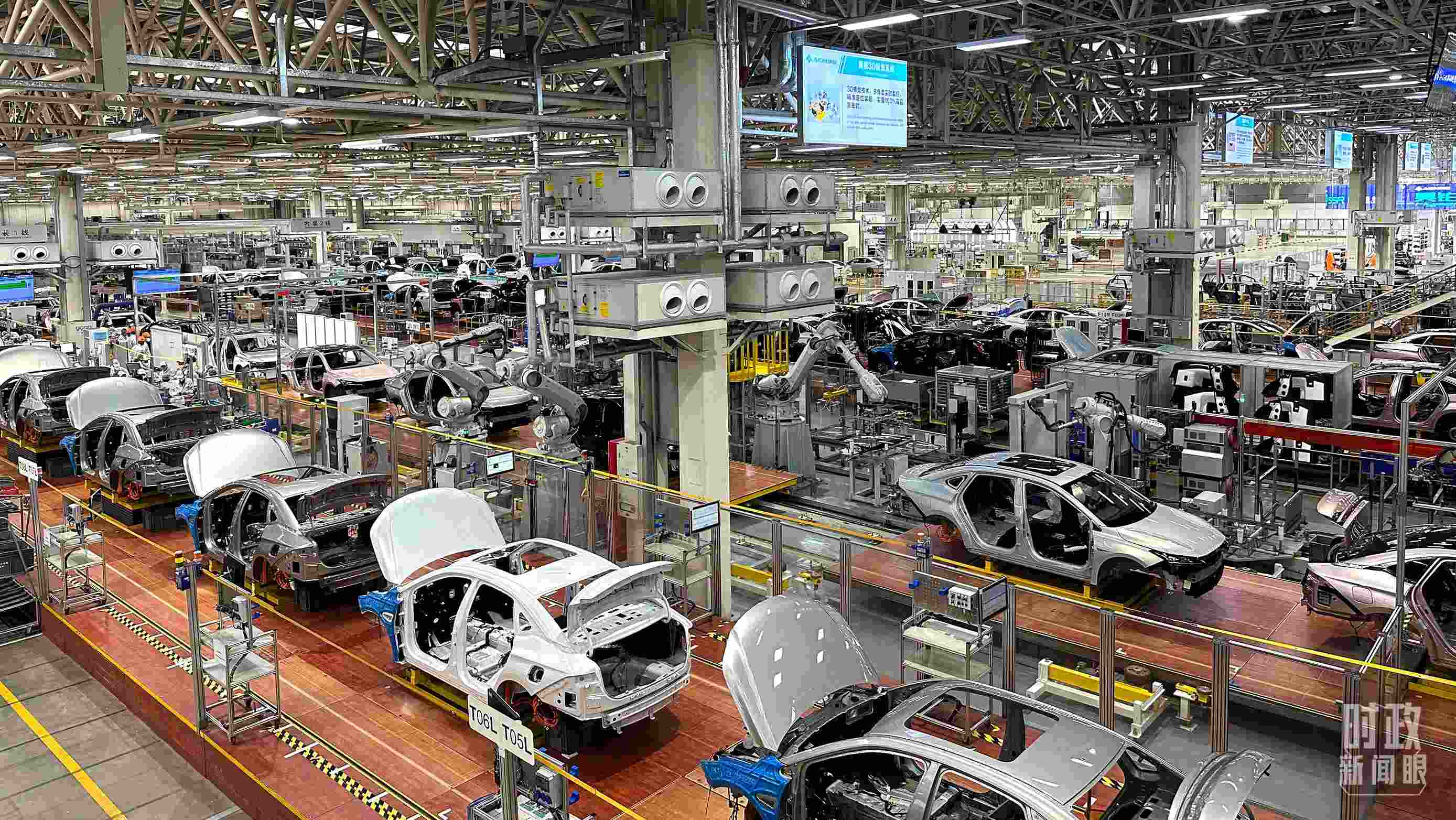 廣州廣汽埃安總裝車間智能生產(chǎn)線。2023年4月，習近平曾到這里考察。（總臺央視記者趙化拍攝）