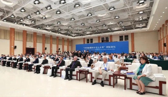 6月12日，“中國新疆的歷史與未來”國際論壇在喀什舉辦。（圖片來源：民族畫報）
