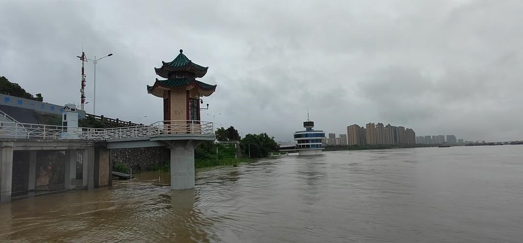 圖為洞庭湖的標志性水文站城陵磯站，也被稱為洞庭湖及長江流域水情“晴雨表”。（湖南省洞庭湖水利事務(wù)中心供圖）