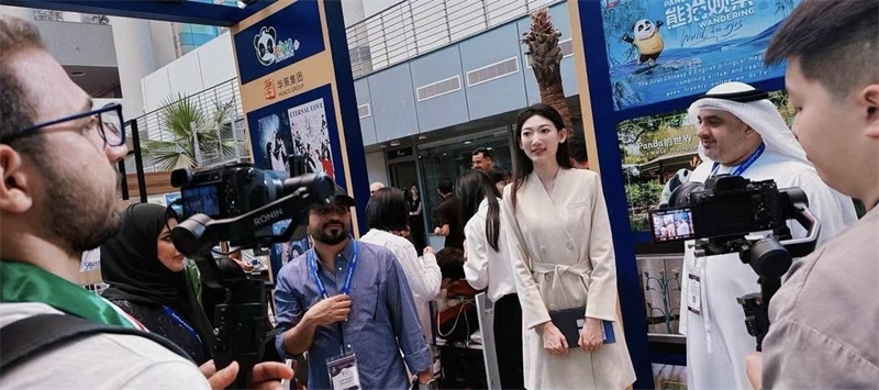 中國聯(lián)合展臺引發(fā)阿拉伯媒體關注。主辦方供圖