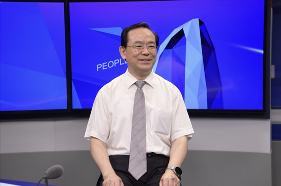 中國人民大學(xué)法學(xué)院教授、博士生導(dǎo)師楊建順。人民網(wǎng)記者 王曉嘯攝