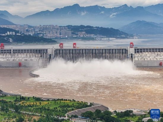 7月20日拍攝的三峽樞紐工程（無人機(jī)照片）。