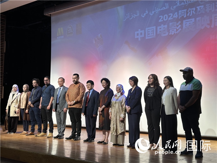 中阿兩國官員、電影行業(yè)從業(yè)者、媒體代表等出席開幕式 郝瑞敏攝