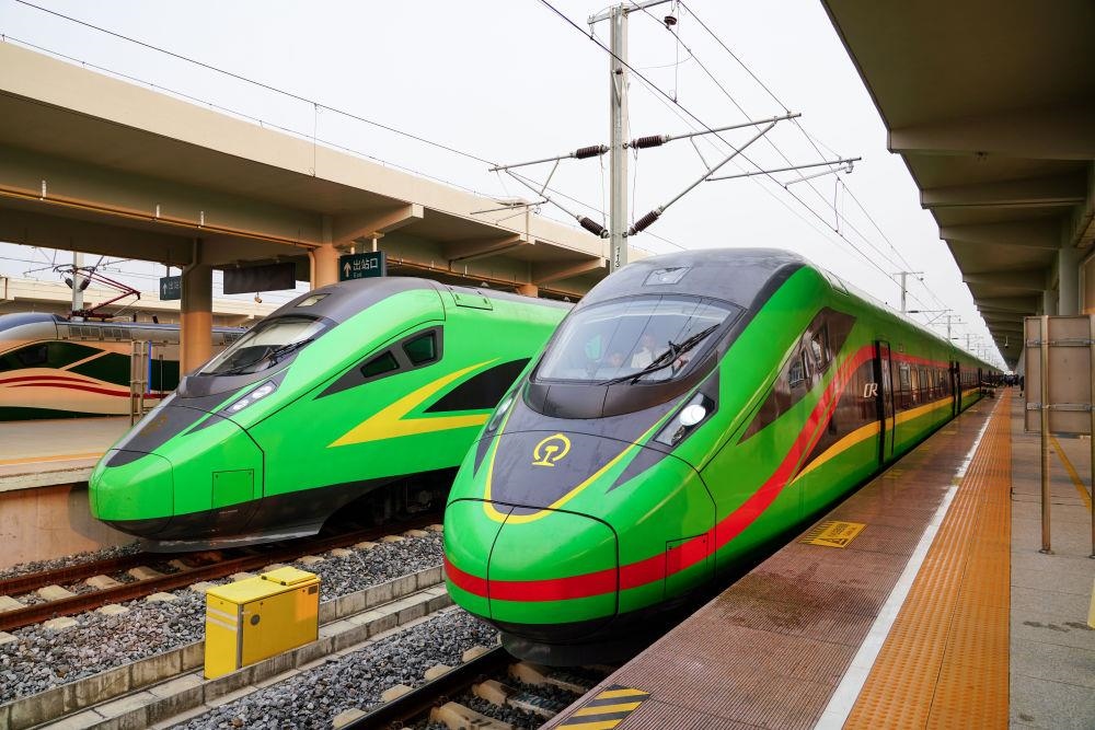 截至2024年7月5日，中老鐵路國際旅客列車累計開行滿1000列，極大地便利了沿線民眾出行。