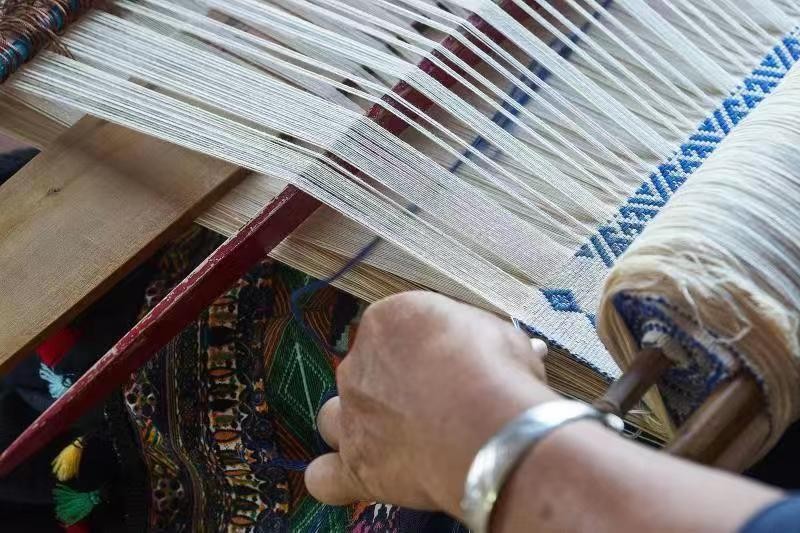 黎族傳統(tǒng)紡染織繡技藝。文化和旅游部非物質(zhì)文化遺產(chǎn)司供圖