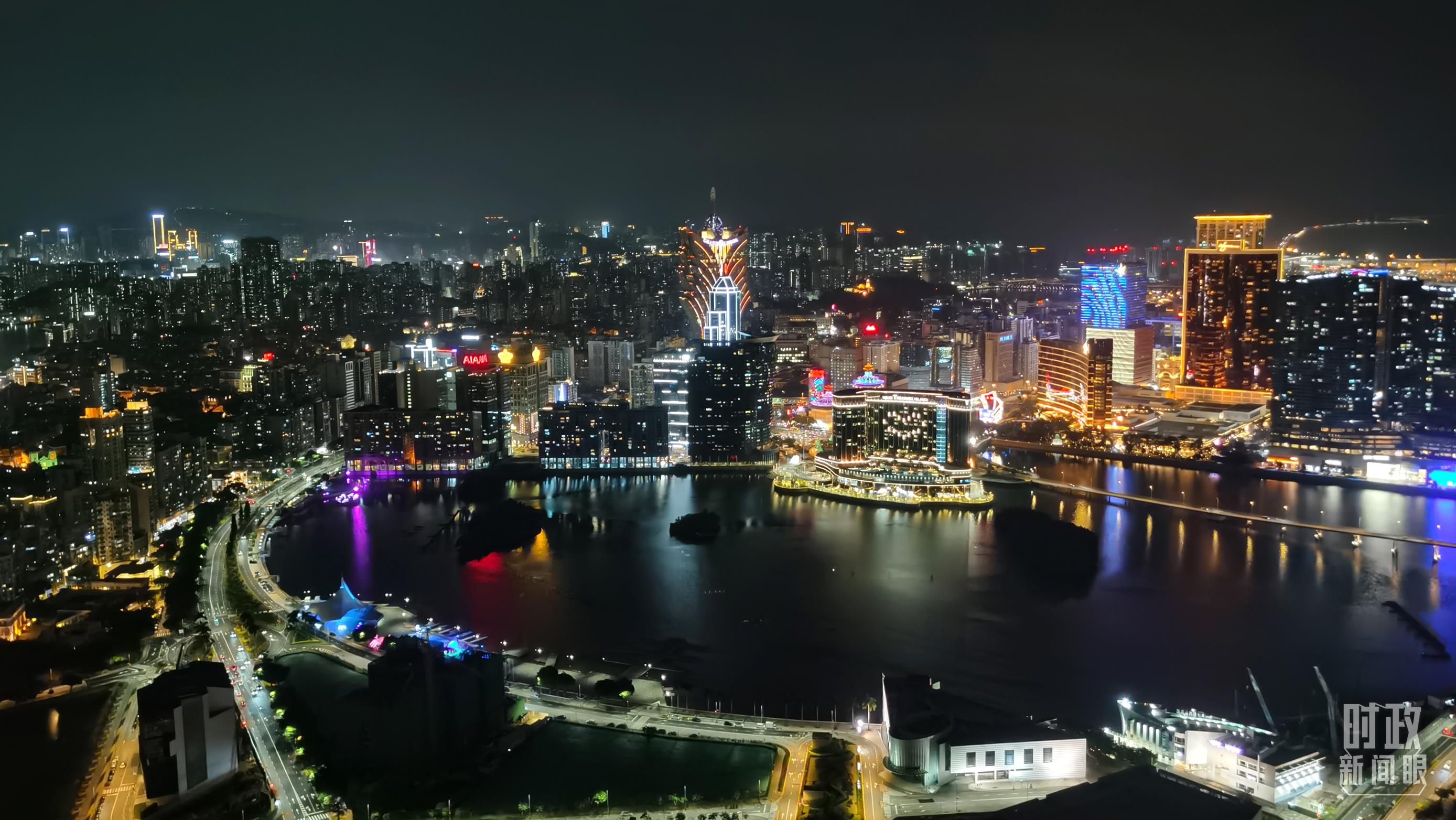 △澳門夜景。（總臺央視記者曹亞星拍攝）