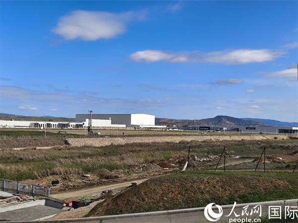 丹吉爾科技城遠眺。人民網(wǎng)記者 黃培昭攝