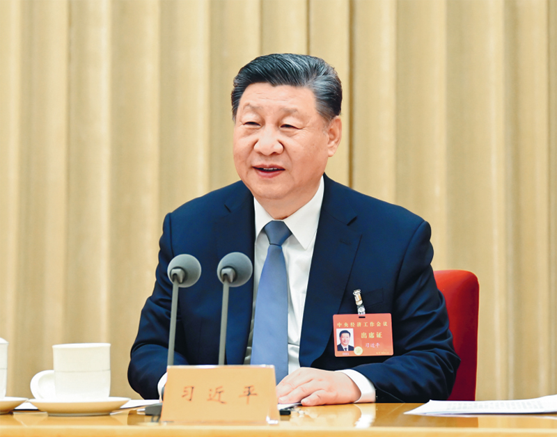 2024年12月11日至12日，中央經(jīng)濟工作會議在北京舉行。中共中央總書記、國家主席、中央軍委主席習(xí)近平出席會議并發(fā)表重要講話。 新華社記者 謝環(huán)馳/攝